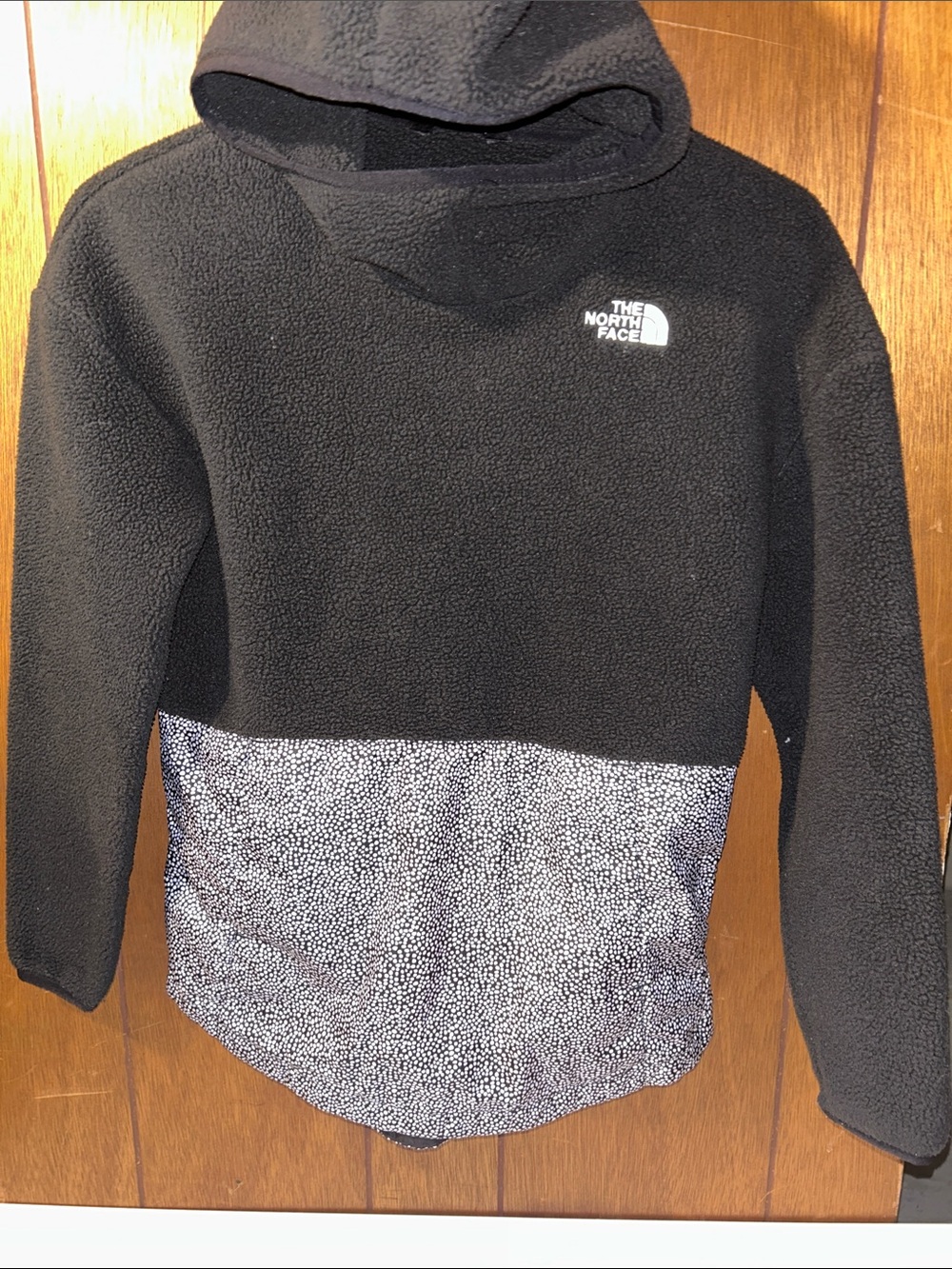 3/$25 The North Face | Black Hooded Fleece with Speckled Hem Panel